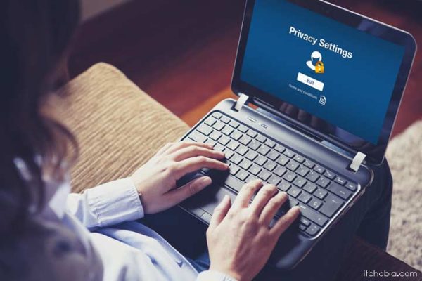 3 Ways To Protect Your Tech From Visual Hacking Right Now